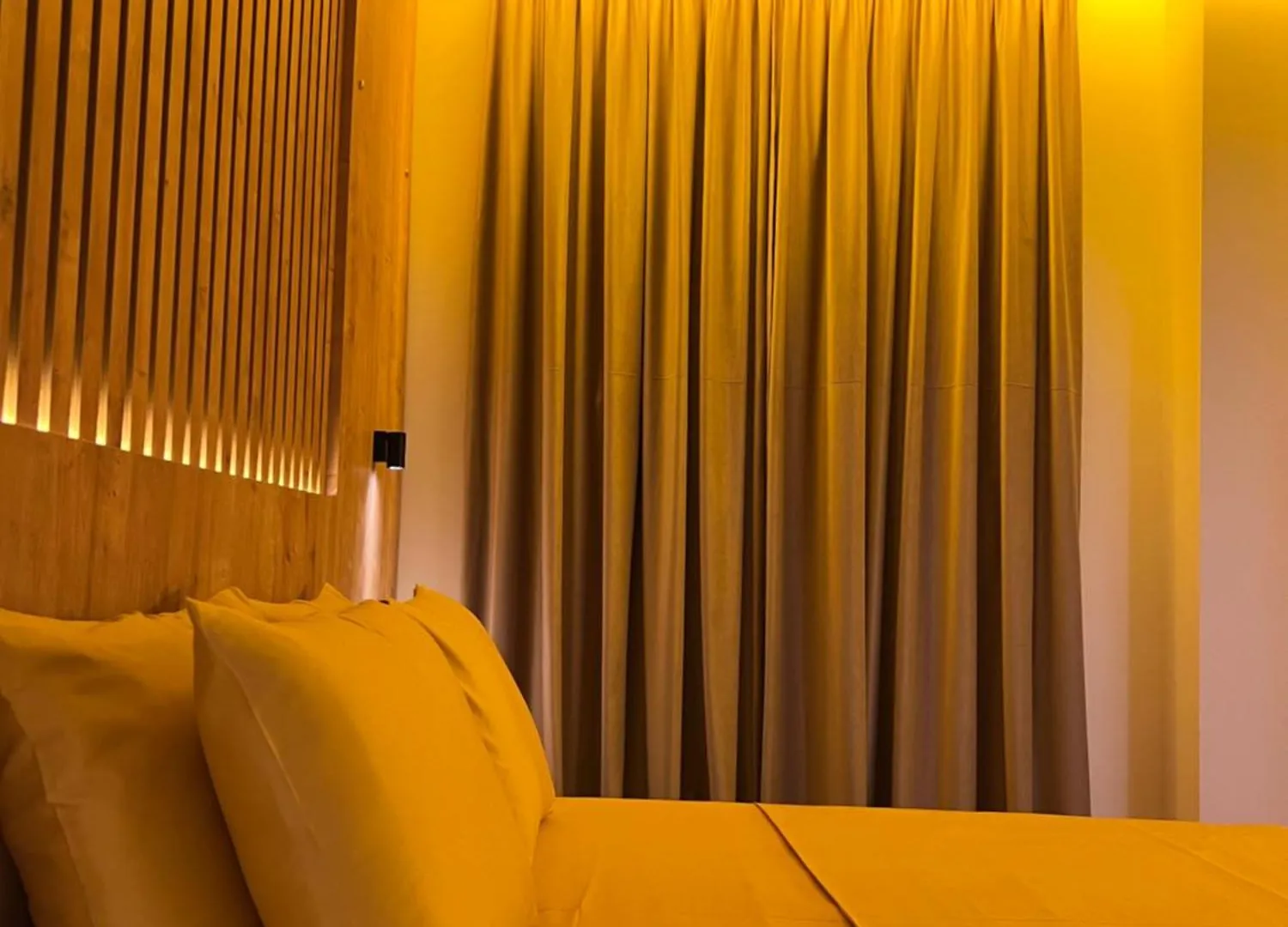 Sea View Apartments Lungomare فلورا